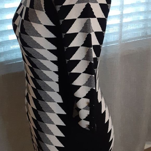 Danny & Nicole Bodycon Cream and Black Sweater Dress - Picture 7 of 13